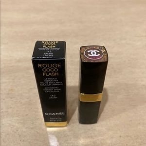 1 lipstick Chanel for 20$
